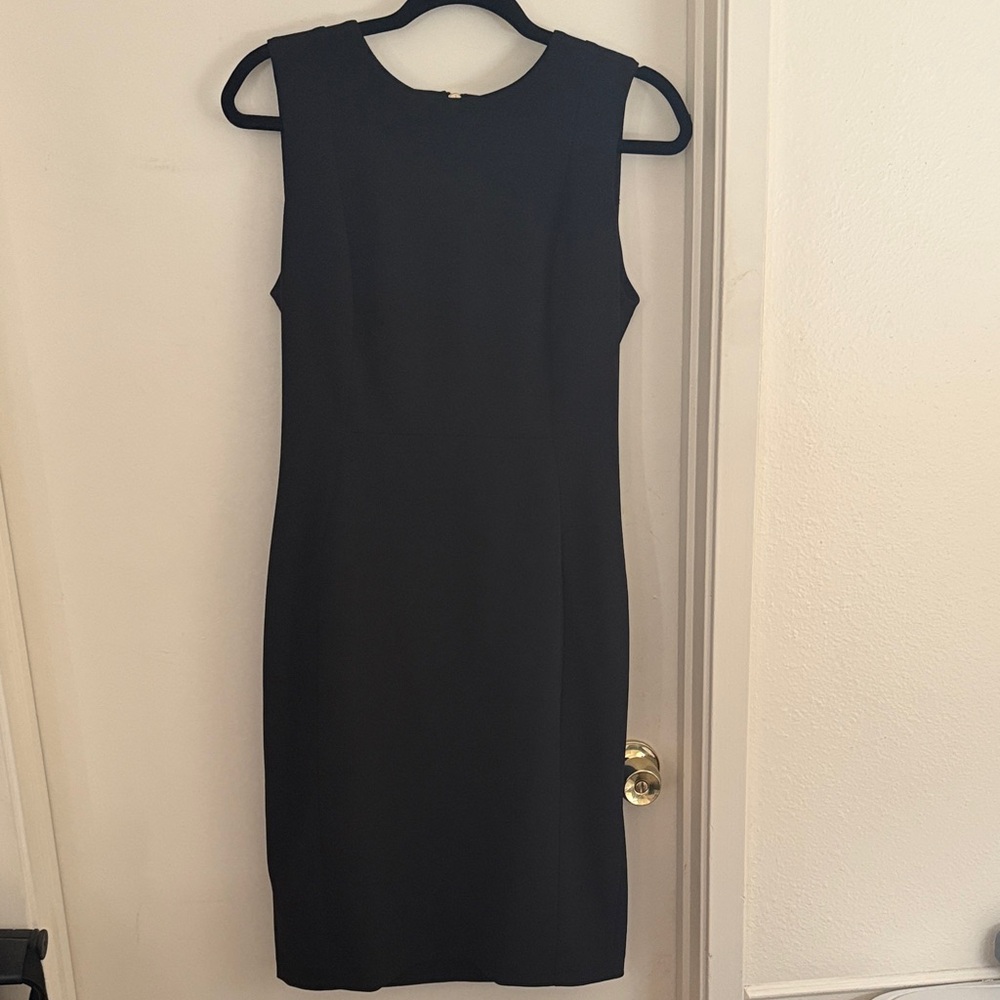 Black Sleeveless buisness Dress